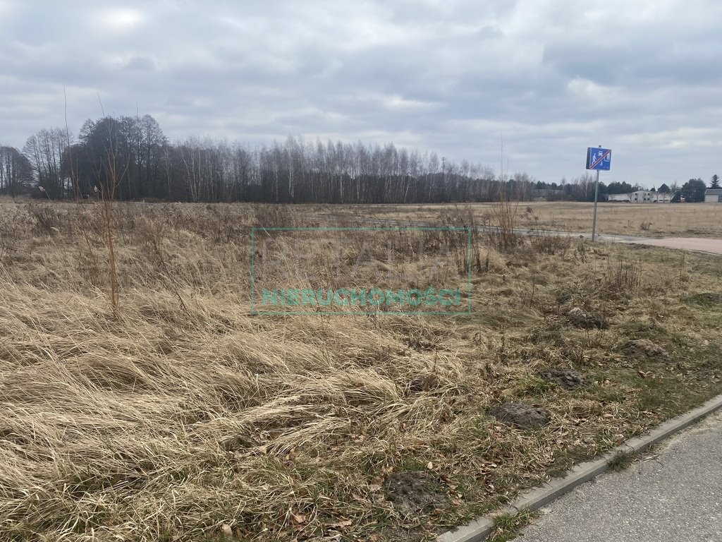Działka 2500 m² z planem pod zabudowę, prąd, dojazd gminny Urzut  2 500m2 Foto 1