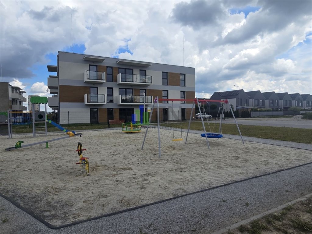 Mieszkanie czteropokojowe  na sprzedaż Oława  81m2 Foto 1