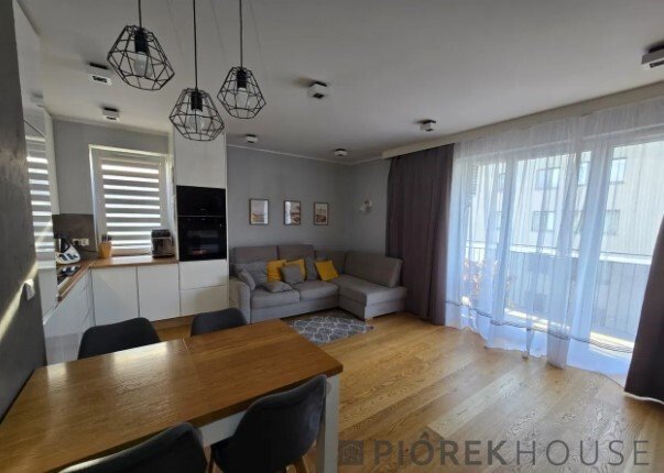 Mieszkanie trzypokojowe na sprzedaż Ząbki, Christiana Andersena  57m2 Foto 1