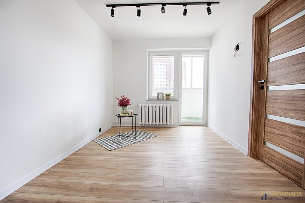 Słoneczne 36,3 m² po remoncie z balkonem i piwnicą Białystok, Leśna Dolina, Armii Krajowej  36m2 Foto 1