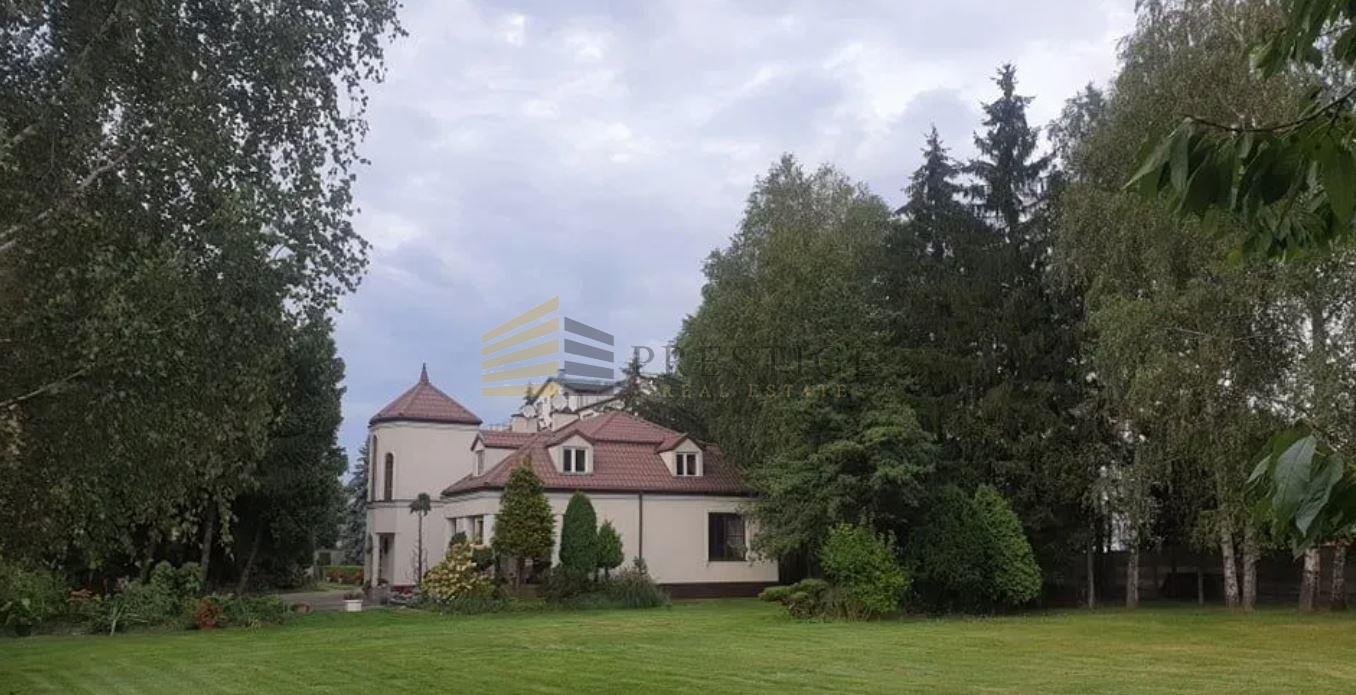 Wynajem luksusowego domu 400 m2 z dużym ogrodem i garażem Warszawa, Puławska  400m2 Foto 1