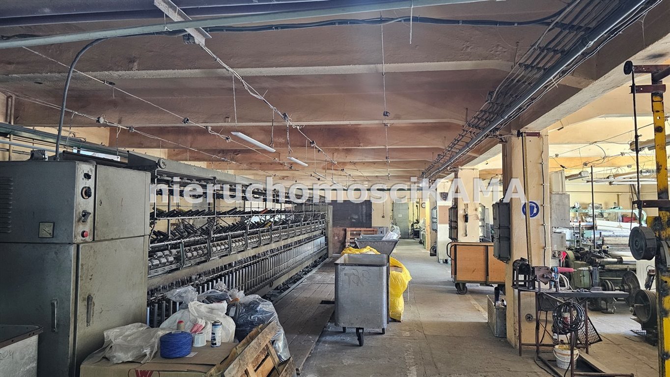 Zapraszam do obejrzenia obiektu przemysłowego 1776 m² z zapleczem biurowym Czechowice-Dziedzice  1 776m2 Foto 1