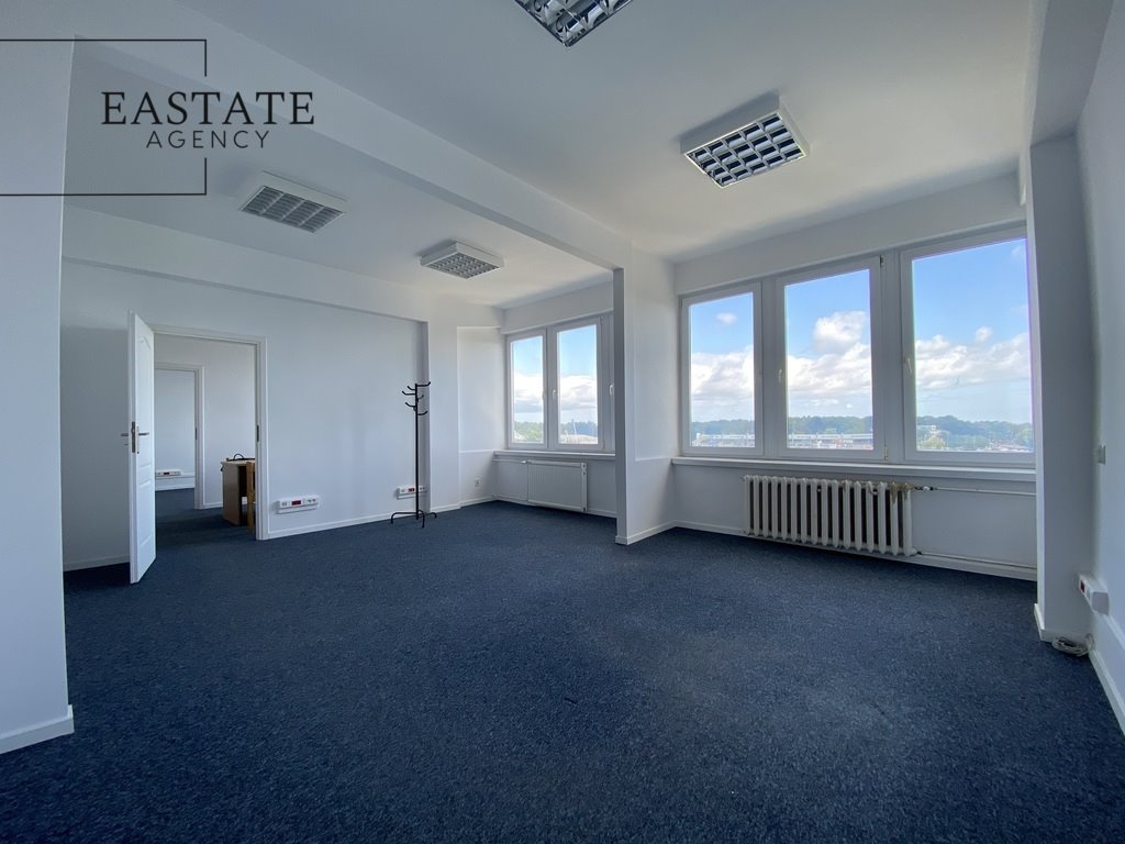 Nowoczesne biuro 62 m² z widokiem na kanał (Gdańsk Nowy Port): Gdańsk Nowy Port: Oliwska