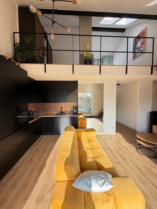 Na sprzedaż przestronne dwupoziomowe mieszkanie 42 m² z balkonem Lubin  55m2 Foto 1