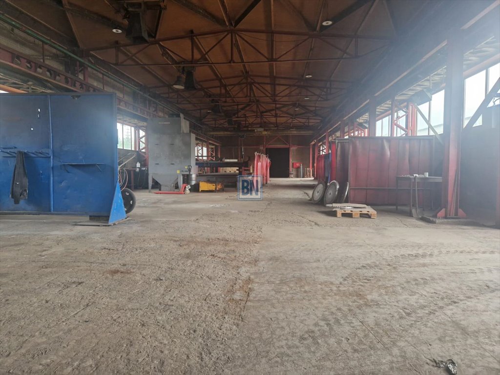 Hala 900 m² z suwnicami, ogrzewaniem i dużym placem Zabrze  900m2 Foto 1