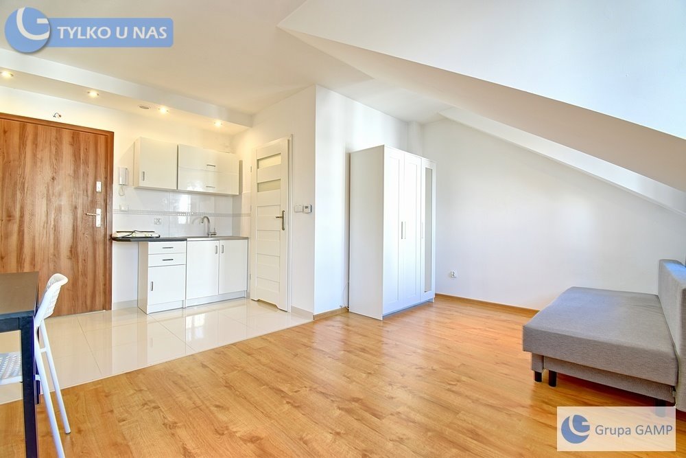 Kawalerka na wynajem Kraków, Krowodrza, Kawiory  26m2 Foto 1