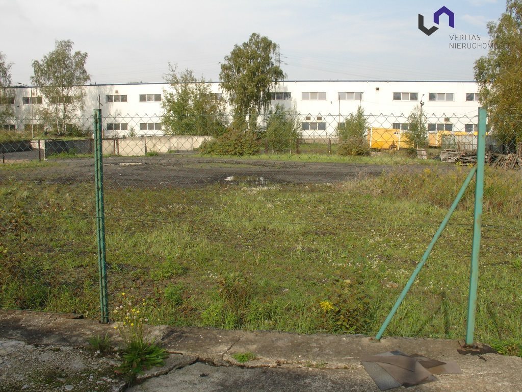 Wynajem działki 4500 m² z biurami, ogrodzona i oświetlona Gliwice, Ligota Zabrska  4 500m2 Foto 1
