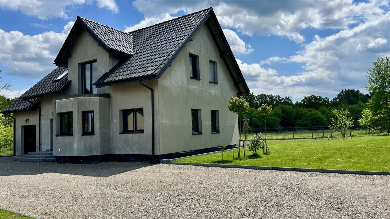 Do sprzedania nowoczesny dom 136 m² z dużym tarasem i prywatnością Wola Batorska, Wola Batorska  208m2 Foto 1