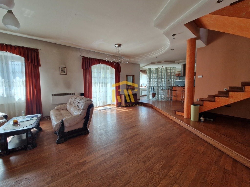 Dom 300 m² w centrum Radomia z ogrodem i garażem Radom, Śródmieście  300m2 Foto 1