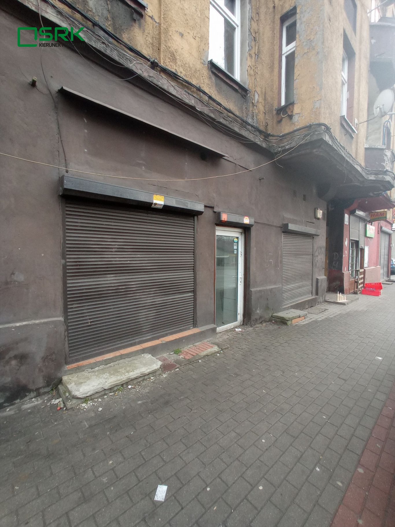 Lokal użytkowy 78 m² w Bytomiu (potencjał do adaptacji) Bytom, Konstytucji 46  79m2 Foto 1
