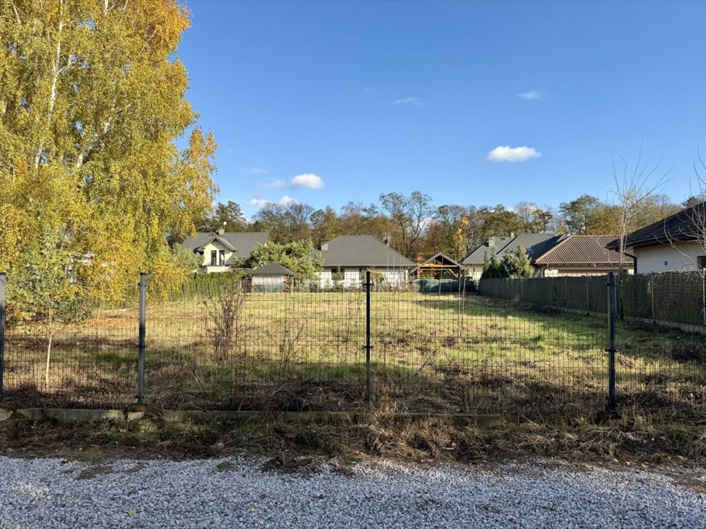 Działka budowlana na sprzedaż Terenia, Witolda Lutosławskiego  1 000m2 Foto 1