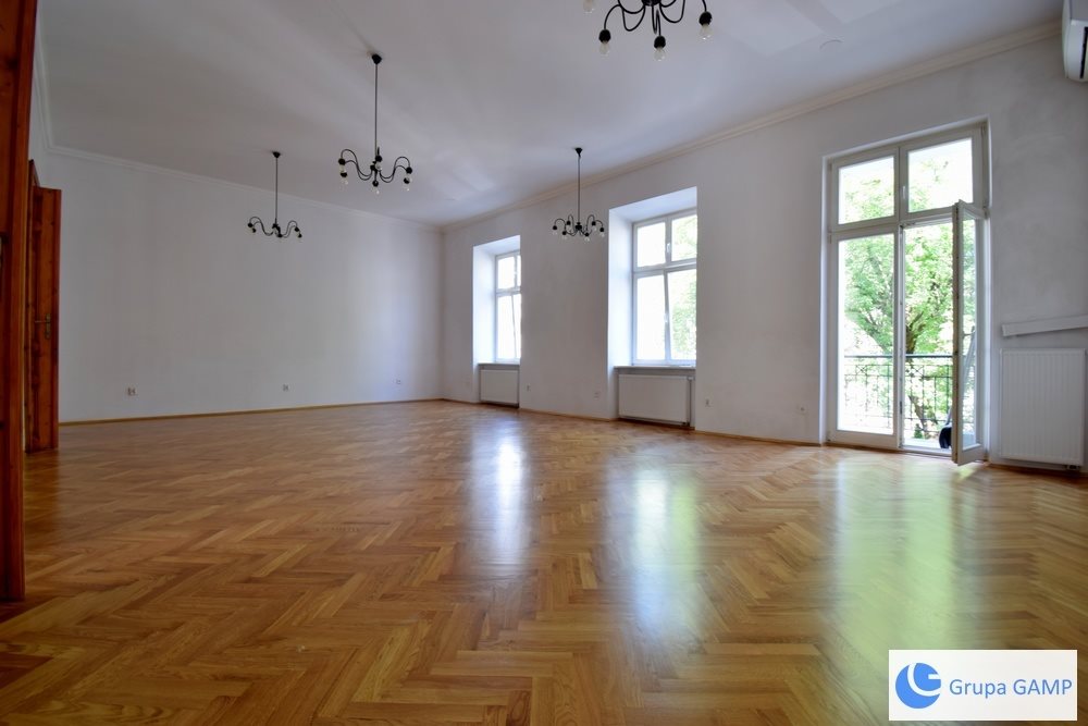Lokal użytkowy na wynajem Kraków, Stare Miasto, Józefa Sarego 105m2 Foto 1 Lokal użytkowy na wynajem Kraków, Stare Miasto, Józefa Sarego 105m2 Foto 1