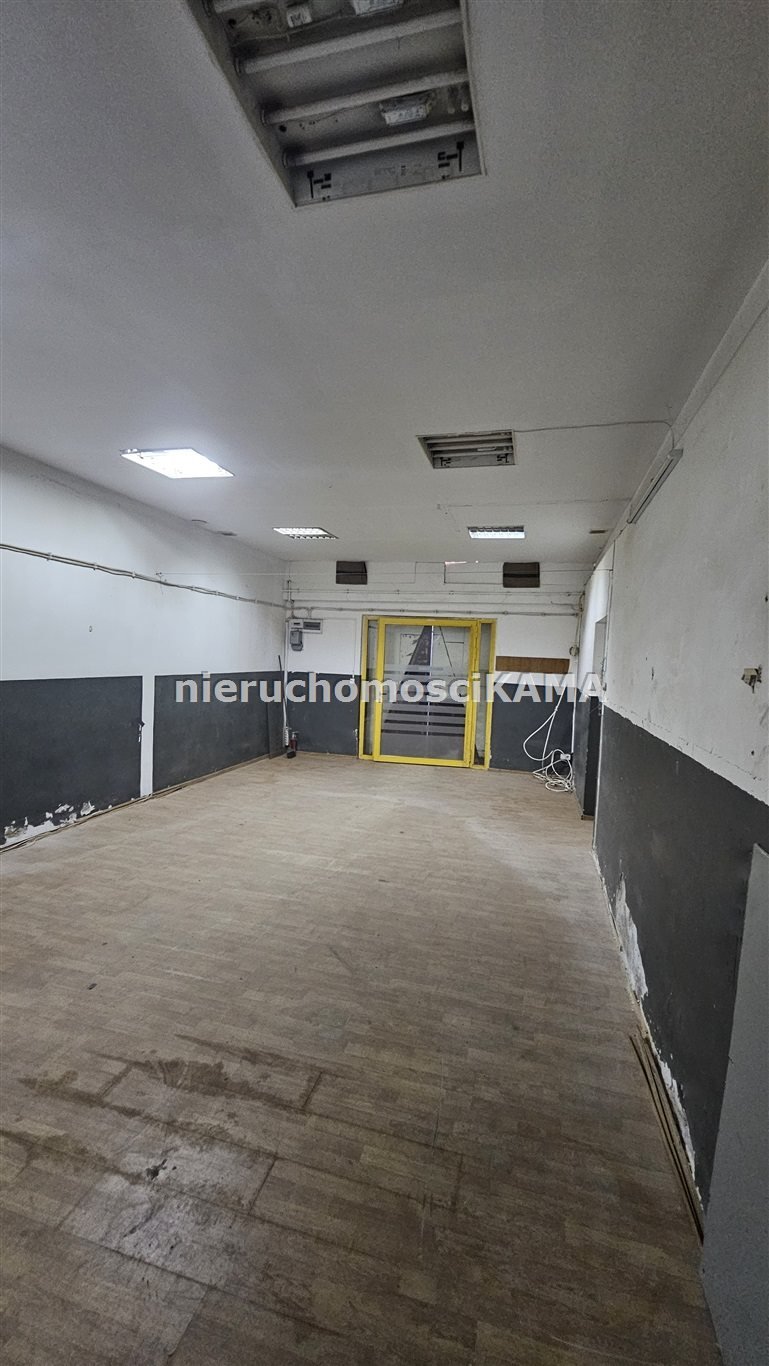 Magazyn 40 m² z rampą, parking, centrum Bielsko-Bała Bielsko-Biała, Centrum  40m2 Foto 1