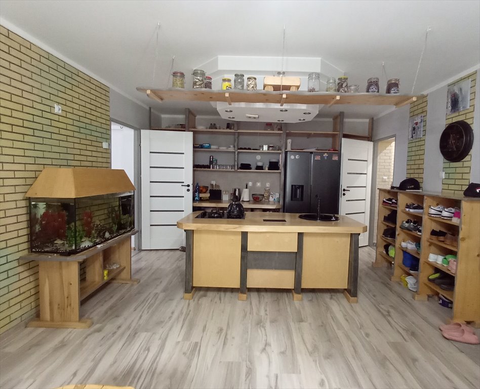 Bezczynszowe 3-pokoje w Rynie - po remoncie, udział w gruncie Ryn  62m2 Foto 1