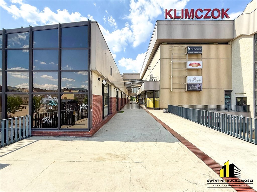 Lokal usługowy 135 m² w centrum Bielska-Bała z dużymi witrynami Bielsko-Biała  135m2 Foto 1