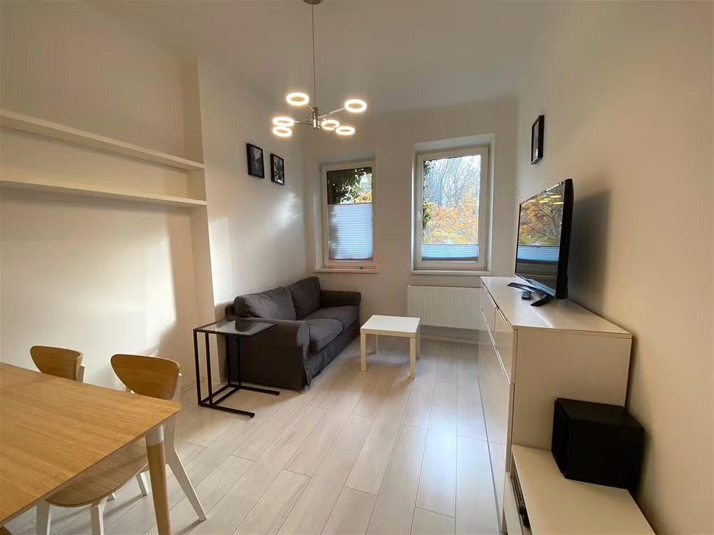 Mieszkanie dwupokojowe na sprzedaż Warszawa, Praga Płd., Waszyngtona Jerzego Al.  28m2 Foto 1