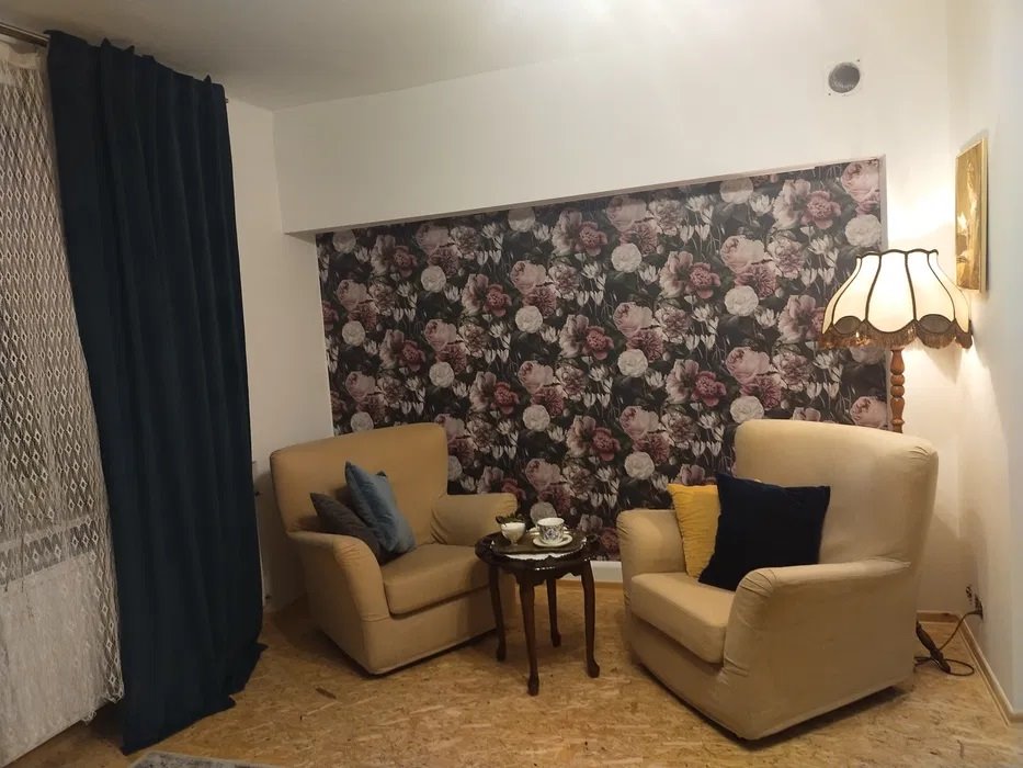 Na wynajem przestronny dom 80 m² z garażem i ogrodem Julianów, Julianów  80m2 Foto 1