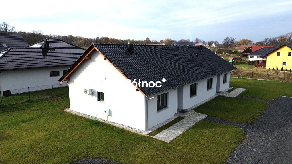 Nowoczesny dom 79 m² z ogrodem i parkingiem (Warta Bolesławiecka) Warta Bolesławiecka  79m2 Foto 1