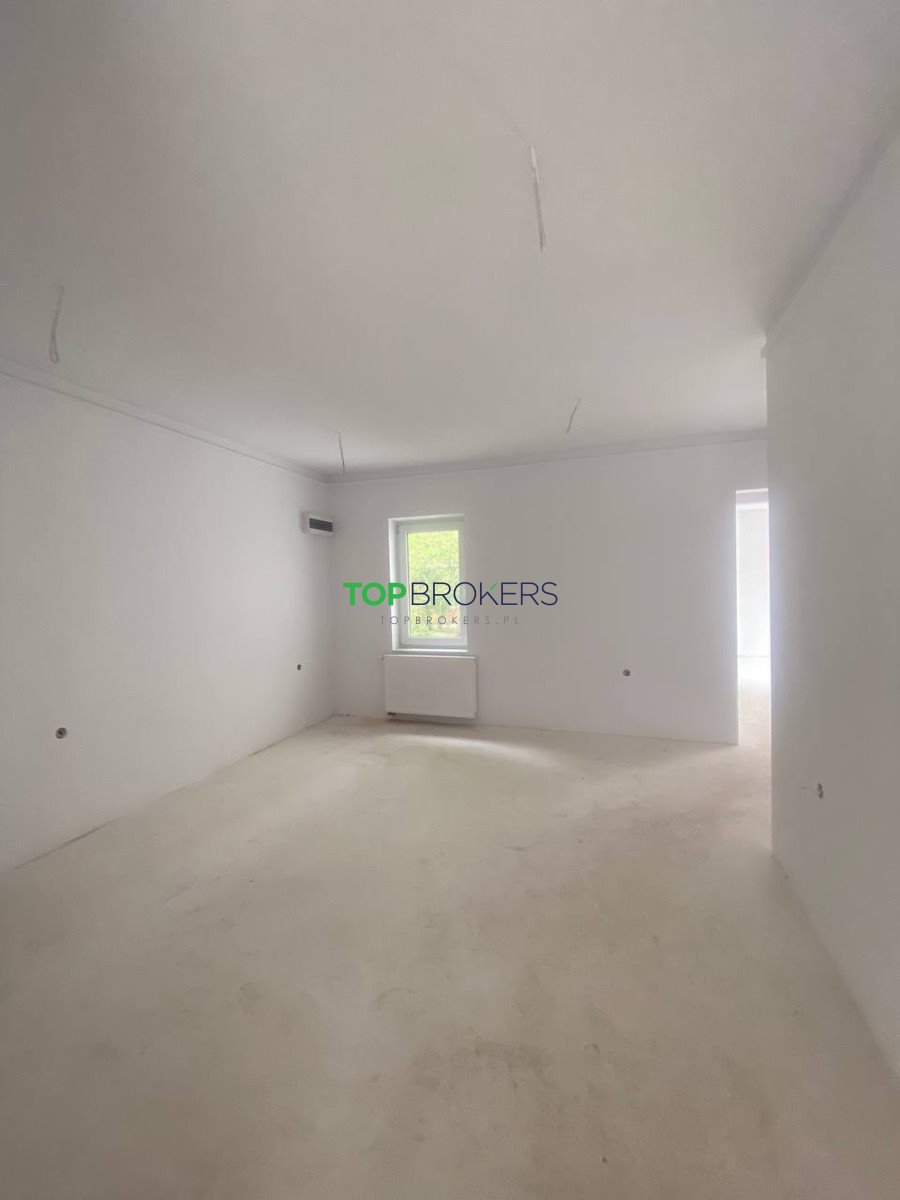 Przestronny lokal 180 m2 na Targówku Bródno - idealny na biuro i usługi. Warszawa, Targówek Bródno  181m2 Foto 1