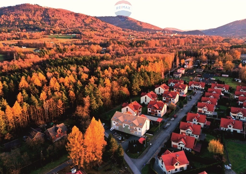 Mieszkanie trzypokojowe na sprzedaż Ustroń, Orzechowa  68m2 Foto 2