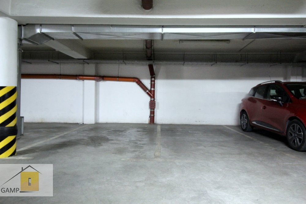 Garaż na wynajem Kraków, Śródmieście 10m2 Foto 1 Garaż na wynajem Kraków, Śródmieście 10m2 Foto 1