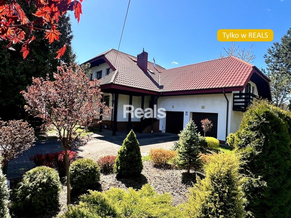 Przestronny dom 250 m² z niezależnym studio i garażem Komorów  250m2 Foto 1