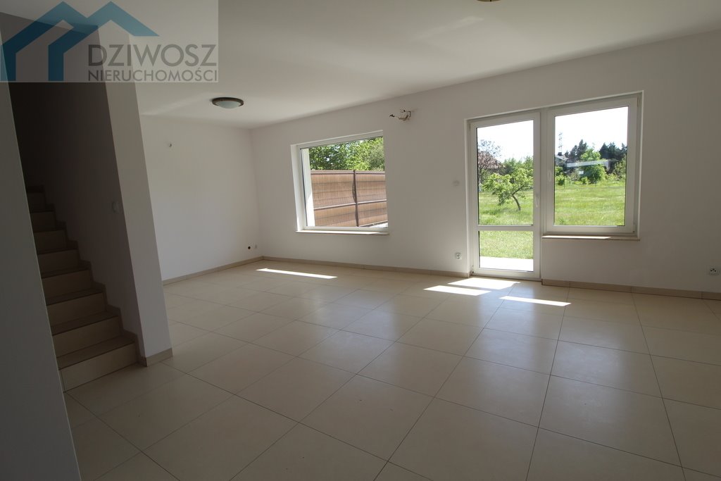 Przestronny dom 7 pokoi z ogrodem, klimatyzacją i kominkiem Siechnice, Piastów Śląskich  143m2 Foto 1