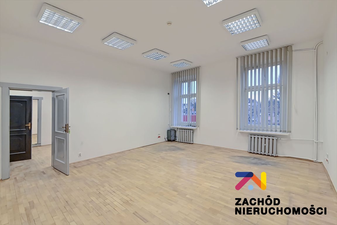 Przestronny lokal 103 m² w centrum Zielonej Góry z historią Zielona Góra, Centrum, Generała Sikorskiego  103m2 Foto 1
