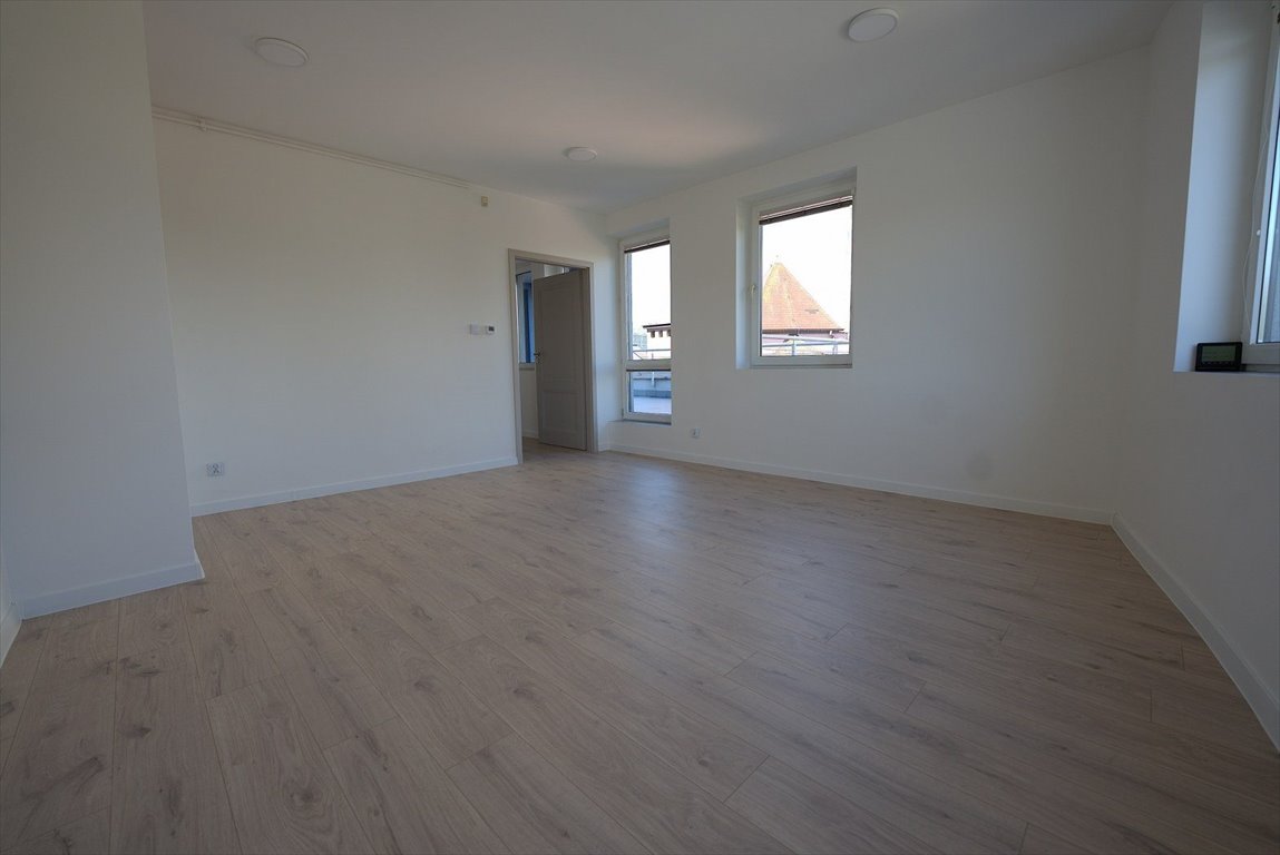 Dwupoziomowy lokal biurowo-usługowy 107 m² w centrum Kielc polecam! Kielce, Centrum, Przecznica  107m2 Foto 1