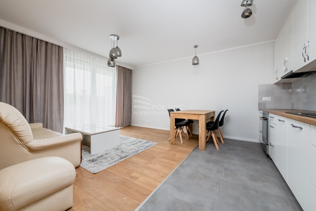 Mieszkanie trzypokojowe na wynajem Białystok, Przydworcowe, Kardynała Stefana Wyszyńskiego  61m2 Foto 2