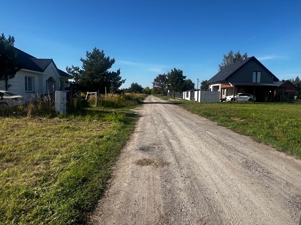 Działka 1000 m² w Wyględach, blisko lasu - polecam! Wyględy  1 000m2 Foto 1