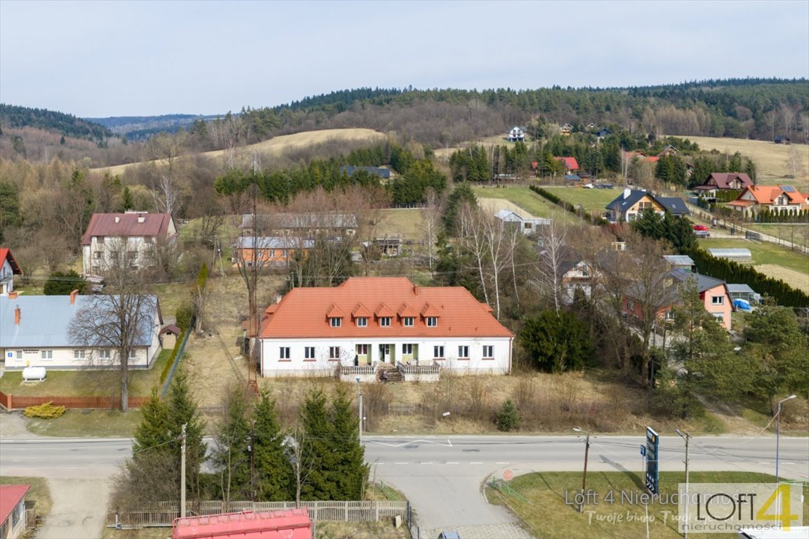Dworek z potencjałem na pensjonat w Uściu Gorlickim Uście Gorlickie  550m2 Foto 1