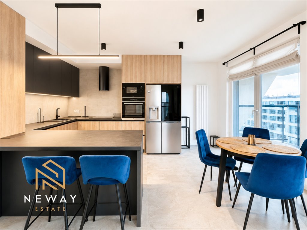 Polecam 66 m² trzypokojowe mieszkanie z balkonem i klimatyzacją Kraków, Czyżyny, Aleja Pokoju  66m2 Foto 1