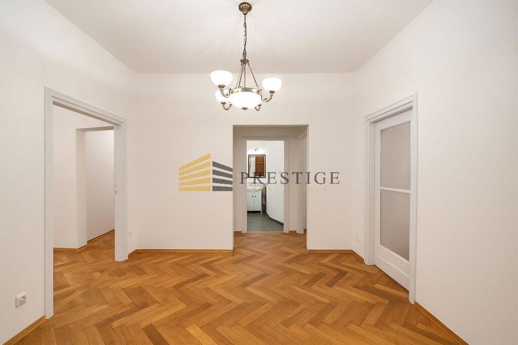 Przestronne biuro 87 m² w centrum Warszawy przy Placu Konstytucji Warszawa, Śródmieście, Piękna  87m2 Foto 1