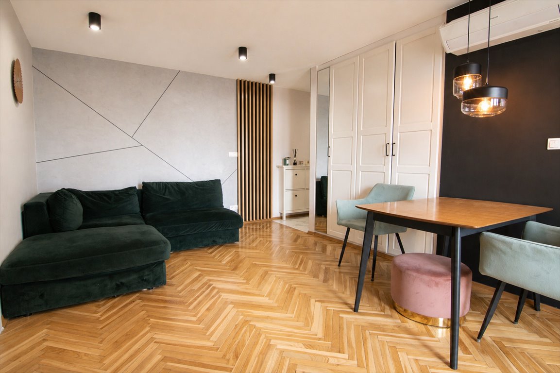 Na sprzedaż przestronne 3-pokojowe mieszkanie z widokiem na PKiN Warszawa, Wola, Pańska 65  47m2 Foto 1