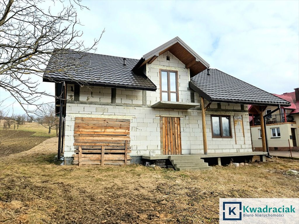 Dom w stanie surowym z dużym potencjałem, 115 m², 29 arów Bukowsko  115m2 Foto 1