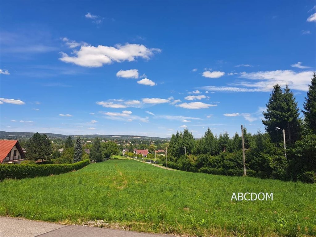 Działka budowlana 1300 m² z widokami na las i wzgórza Nielepice, Nielepice  1 300m2 Foto 1