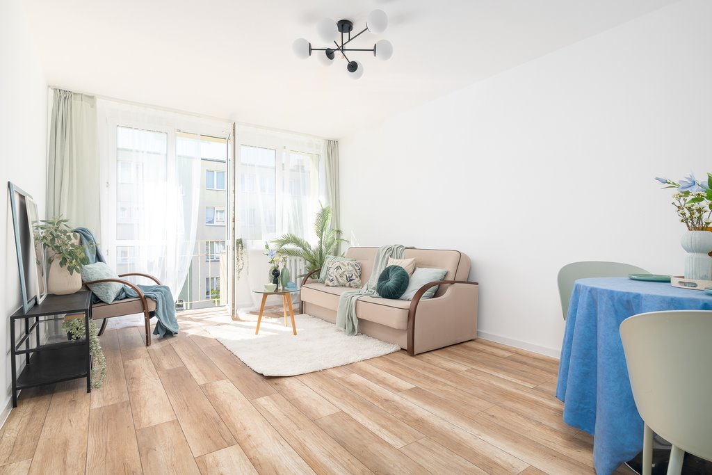 Sprzedam przestronne 2-pokojowe mieszkanie 46,7 m² po remoncie w Szczecinie Szczecin, Bolinko, św. Marcina  46m2 Foto 1
