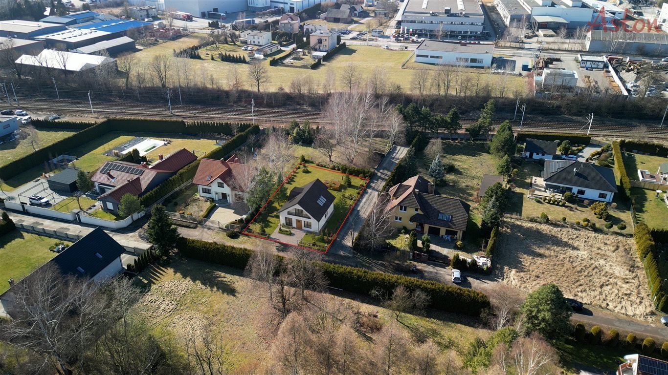 Działka 760 m² z mediami, las i spokój w Tychach Tychy, Mąkołowiec  760m2 Foto 1