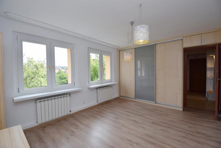 Mieszkanie dwupokojowe na sprzedaż Opole, Śródmieście, Robotnicza  59m2 Foto 1