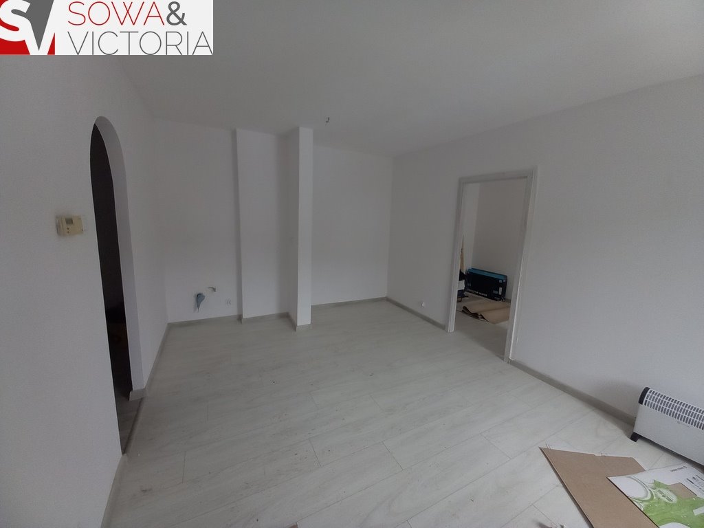 Mieszkanie na sprzedaż Wałbrzych, Podgórze  40m2 Foto 2