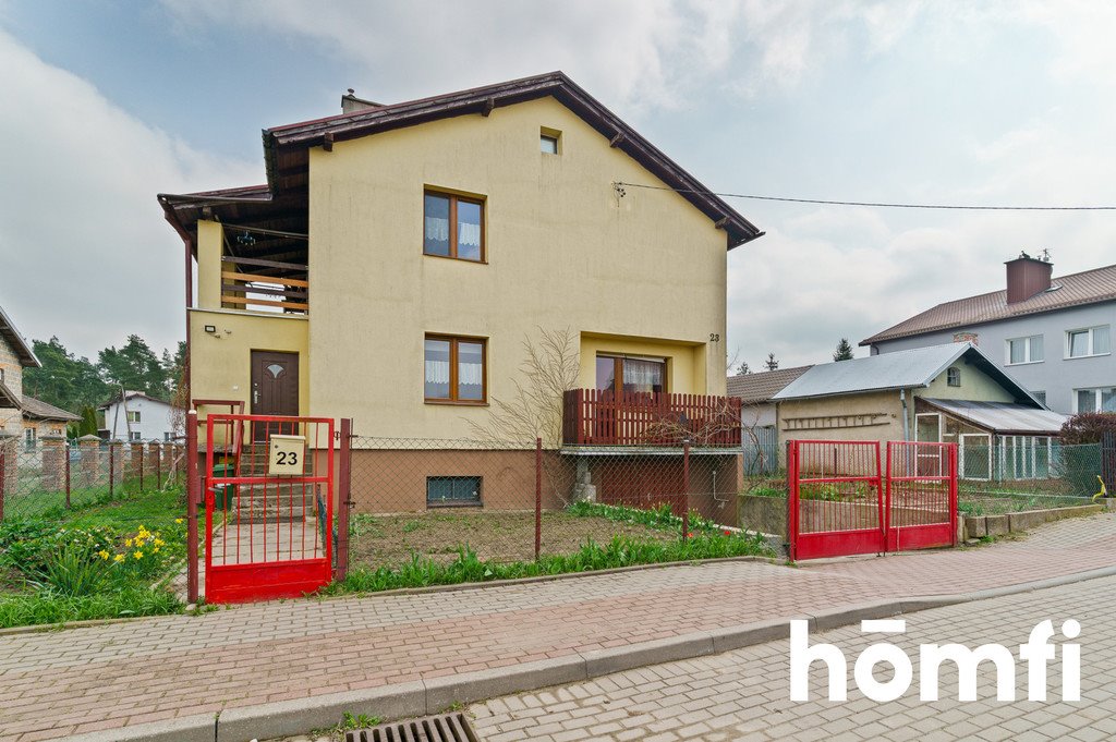 Przestronny dom 6 pokoi, garaż, taras, ogród, Czernin Czernin, os. Przyleśne  209m2 Foto 1