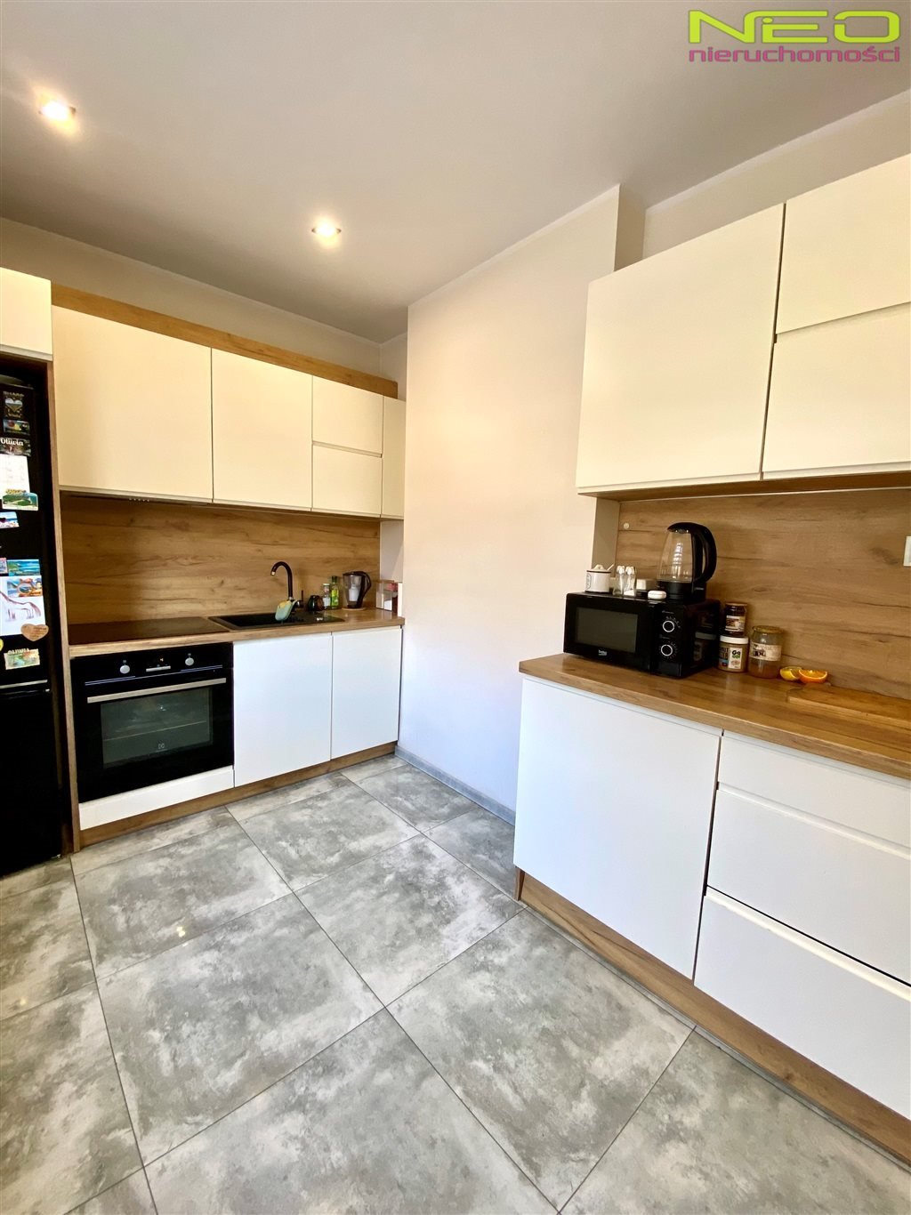 Dom z dużą działką i nowoczesnym wnętrzem, Radostków Radostków  80m2 Foto 1