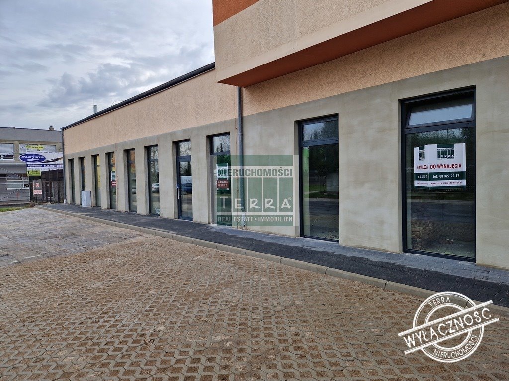 Lokal na parterze dla branży beauty i usług z dużą ekspozycją Zielona Góra  153m2 Foto 1