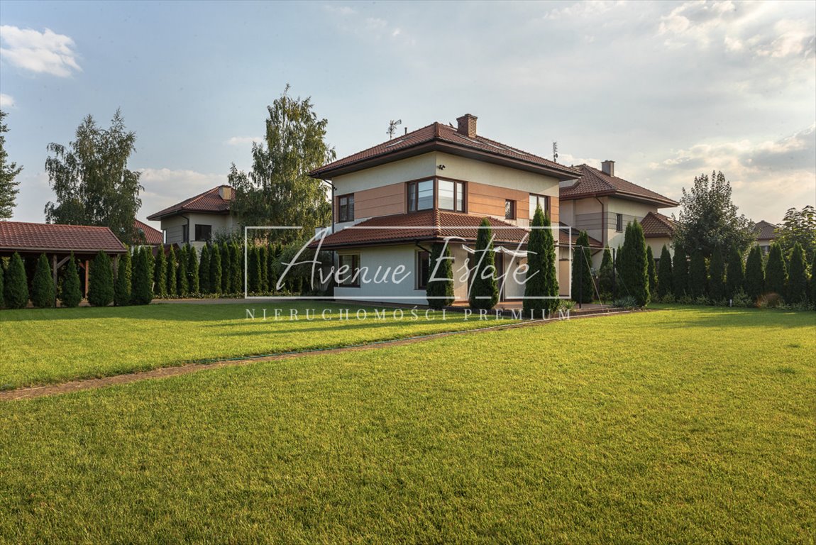 Przestronny dom z ogrodem i tarasem w Wilanowie Powsin Warszawa, Wilanów Powsin  230m2 Foto 1