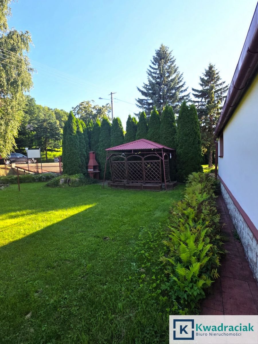 Dom na sprzedaż Besko  180m2 Foto 1