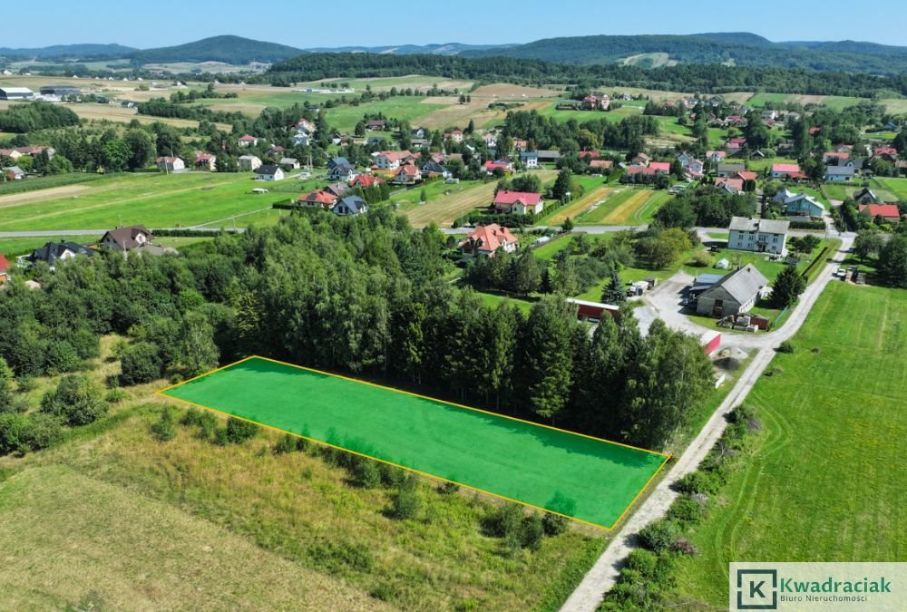 Działka budowlana na sprzedaż Czerteż  1 709m2 Foto 1