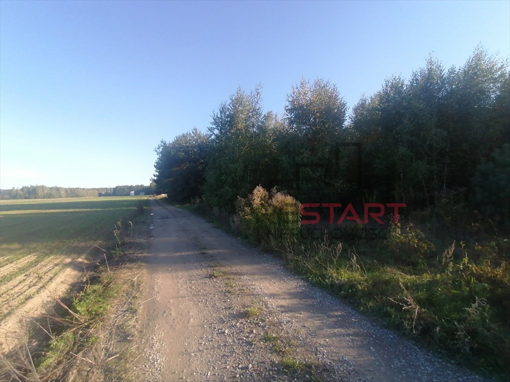 Działka budowlana na sprzedaż Korytów  1 694m2 Foto 1