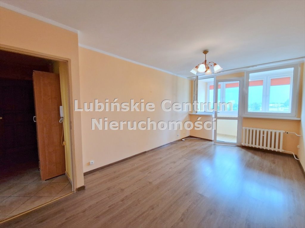 Mieszkanie dwupokojowe na sprzedaż Lubin, Centrum  46m2 Foto 5