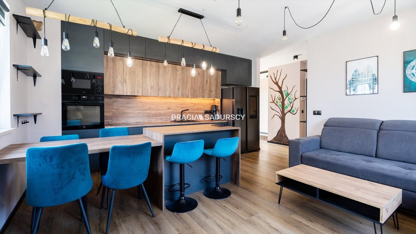 Mieszkanie trzypokojowe na sprzedaż Modlnica, Wierzbowa  73m2 Foto 1